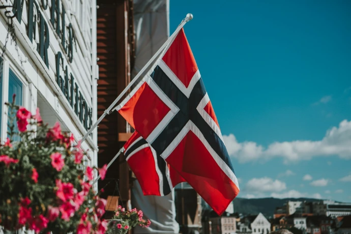 ⚡ Offre Flash — Bergen, la porte des fjords (Norvège) · 4 jours / 3 nuits · 18 → 21/09/2026 (base double)